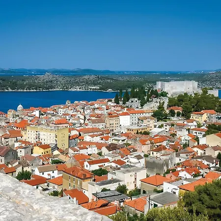 In With House Sea View Šibenik